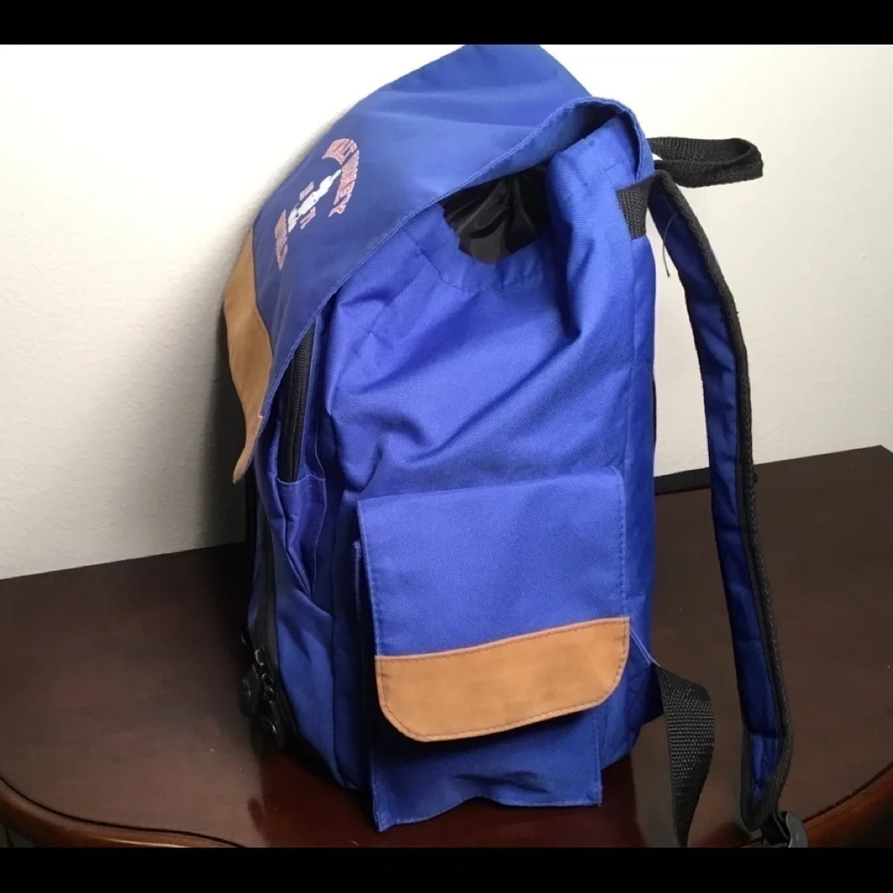 Disney 1971 BACKPACK VERY CLEAN.‎